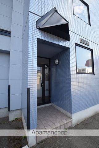 パープル410の玄関写真