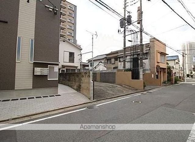 クレオ姪浜六番館の玄関写真
