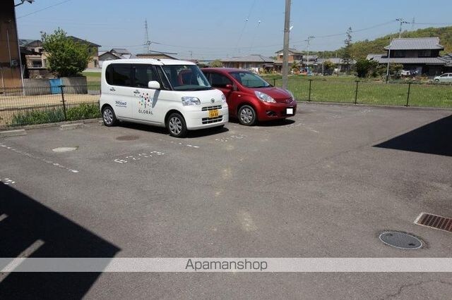 タートルハイツＡ[2DK/44.72m2]の駐車場