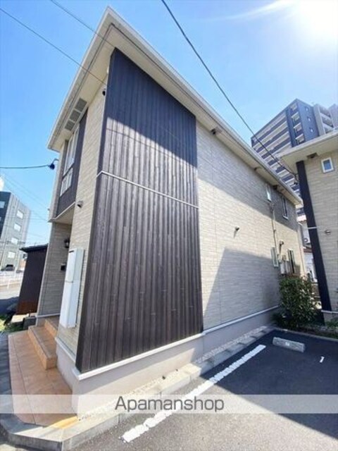 メゾン　アンソレイエＡ[1LDK/45.07m2]の外観3
