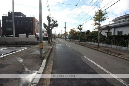 Ｄーｒｏｏｍ　ＩＳＨＩＥ　Ⅰ[1LDK/38.85m2]の周辺1