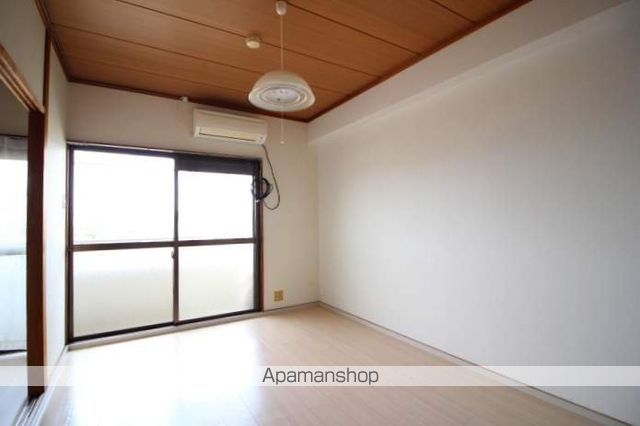 苔口マンションの内装写真