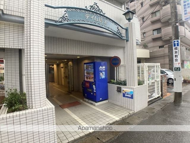 デイム橋本の玄関写真