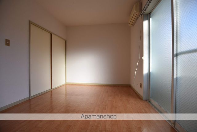 リバーハイツAの内装写真