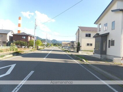長野県長野市松岡１丁目[1K/25.89m2]の周辺1