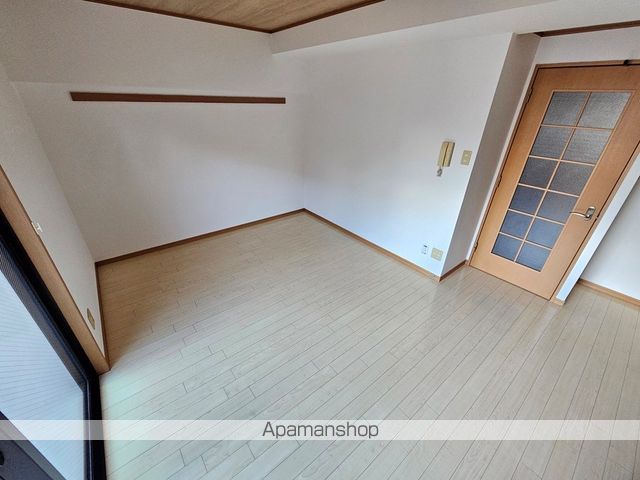 プレシャス鴨付の内装写真