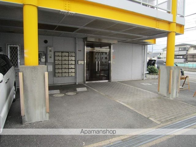 大東御殿山ビルの玄関写真
