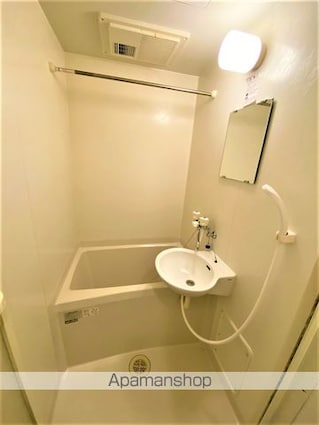 レオパレスエスターテベント[1K/28.15m2]のバス