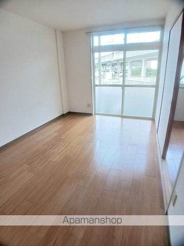 ニューシティ土器Aの内装写真