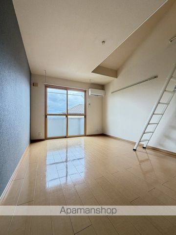 ヴェルデ都町の内装写真