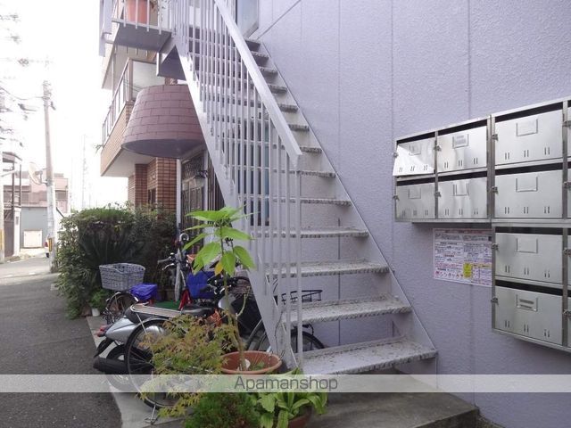 稲垣マンションの玄関写真