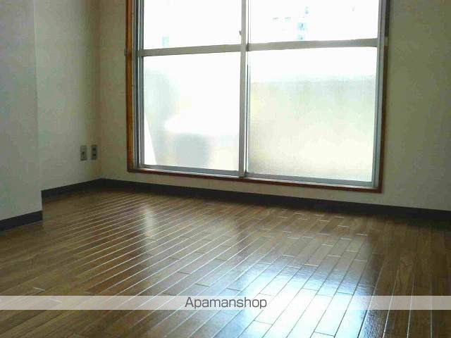 メゾン富士岡山の内装写真