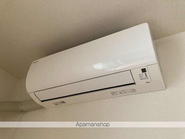 APARTMENT IN EASTの内装写真