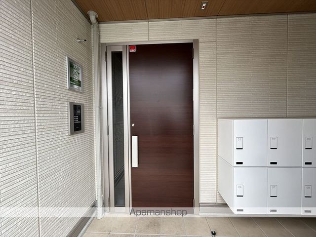グラーティア相模原の玄関写真