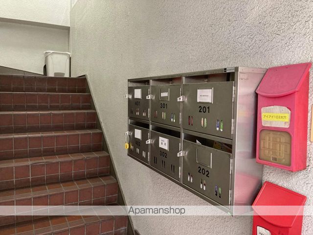 アイアイ守口ビルの内装写真
