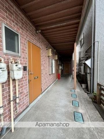 ポートエスティの玄関写真