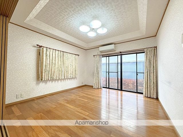 南小川戸建の内装写真