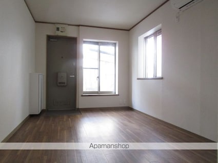 東京都杉並区高円寺南２丁目[1K/18m2]のリビング・居間