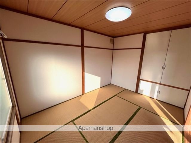 ドリーム里塚IIの内装写真