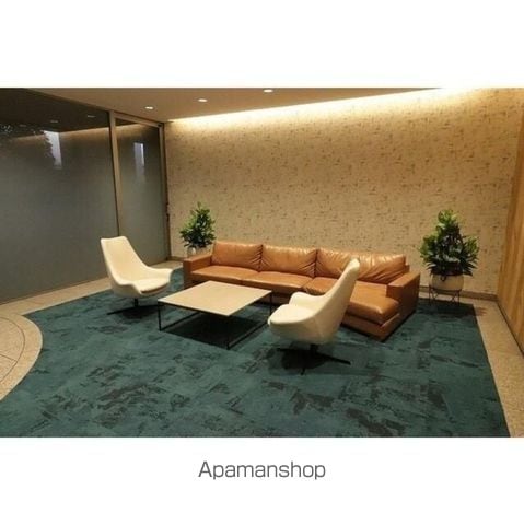 LOOP-Mの玄関写真