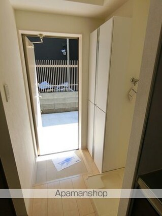 東京都小金井市本町５丁目[1K/23.39m2]の玄関