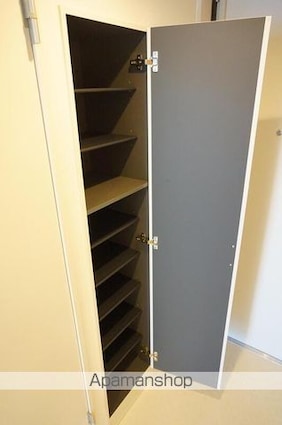 リブリ・千葉公園[1K/26.08m2]の玄関