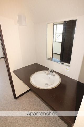 Three story Mの内装写真