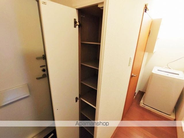 レオパレスMORGEN ROTの内装写真