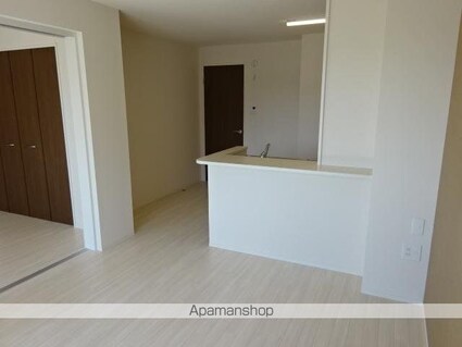 フォンターナ　Ⅱ[1LDK/45.09m2]のリビング・居間1