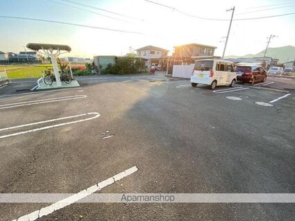 ヴィラージュⅣ[2LDK/57.02m2]の共用部1