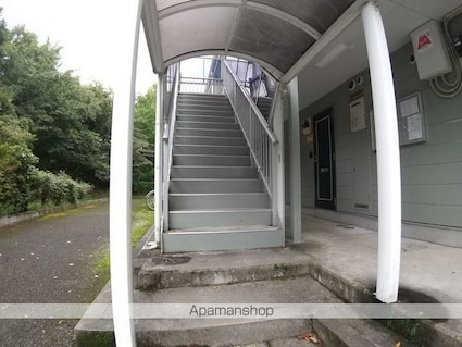 ＳｕｒｐｌｕｓＯｎｅポアーロ[1K/28.03m2]のエントランス