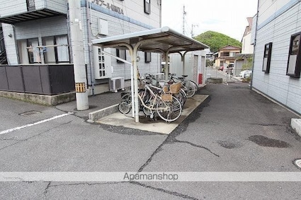 香川県高松市鬼無町是竹[2DK/44.72m2]の共用部1