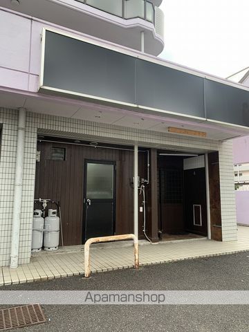 ニューオーヨシ ステートリーマンションの玄関写真