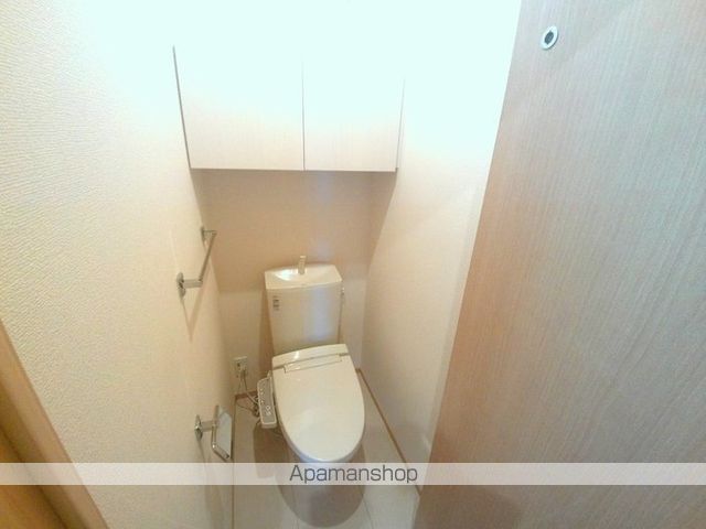 スリーエイト治の内装写真