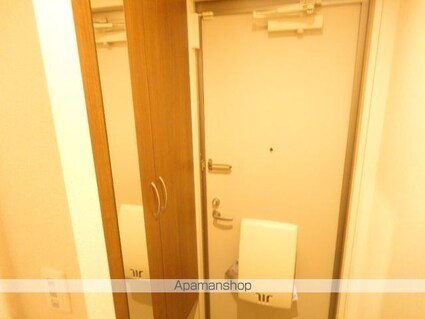 サリナス土居田[2LDK/67.51m2]の玄関