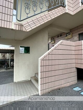 岡山県岡山市北区奥田本町[1LDK/48m2]のエントランス3