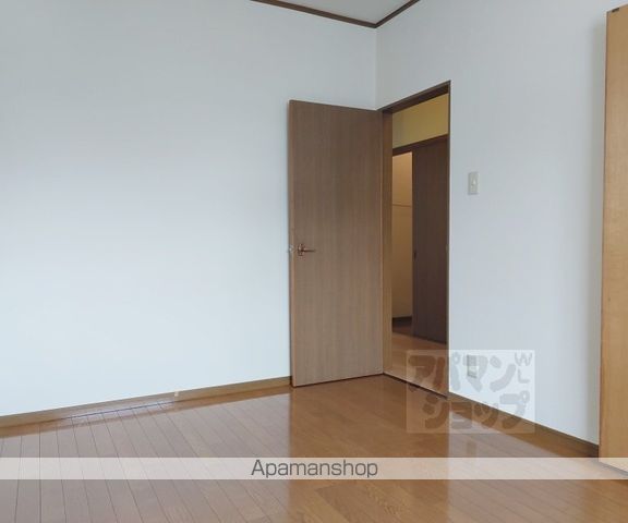 第三芳月ハイツの内装写真