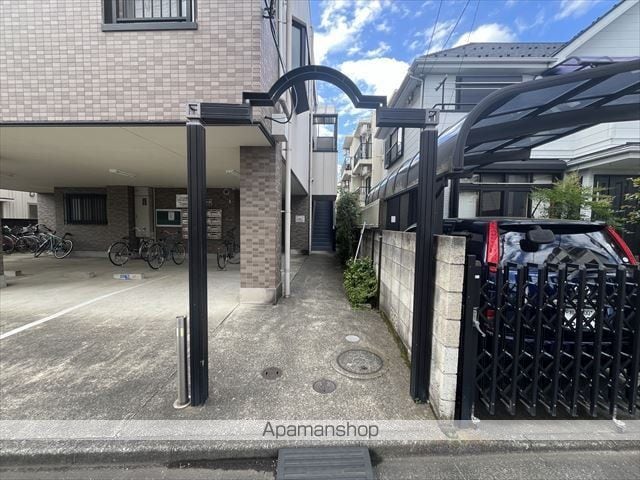 ハイム京浜の玄関写真