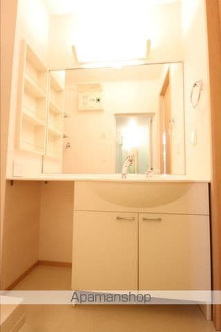 ロイヤルヒル三郷の内装写真