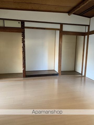 丸亀市 2階建 築49年の内装写真