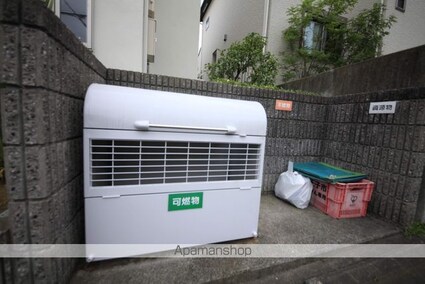 レイナスＡ棟[2LDK/55.9m2]の共用部1