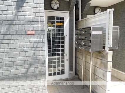 ライフピアマノワール[1R/10.5m2]のエントランス1