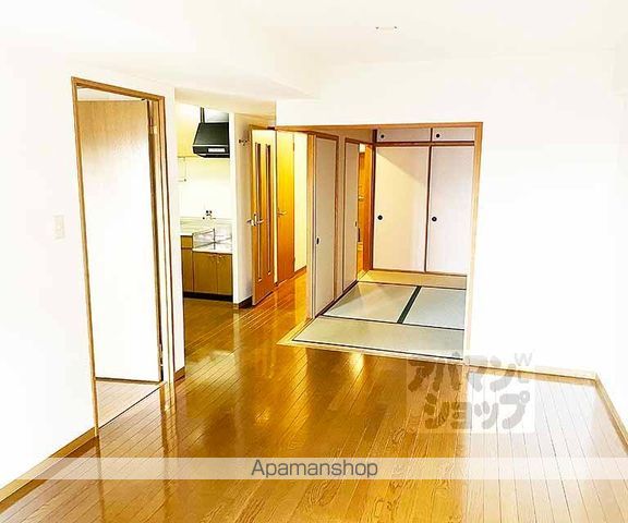 大晋メゾネ西陣今出川の内装写真