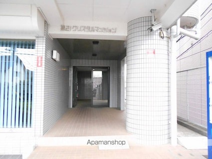 第２１クリスタルマンション[1K/25.4m2]のエントランス