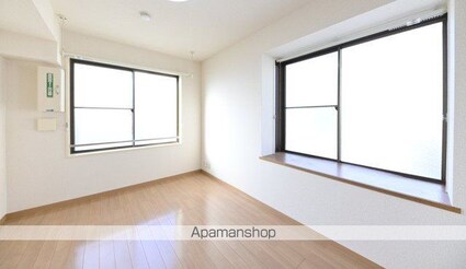 アムロゼッタ西荻窪[1R/14.04m2]のリビング・居間1