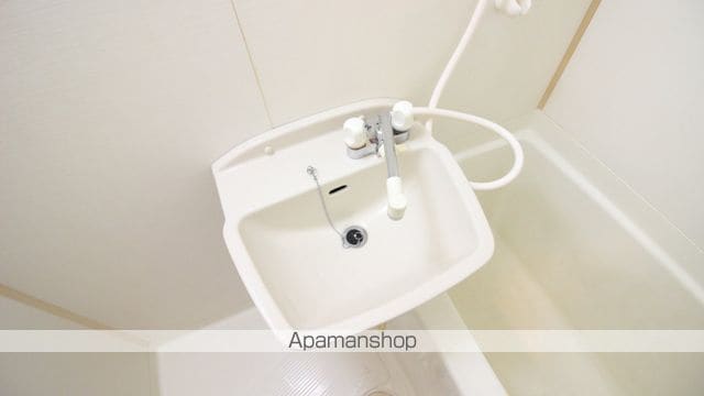 クリスタ八木の内装写真