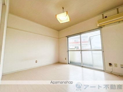 富田ハイツ[1K/22.31m2]のリビング・居間