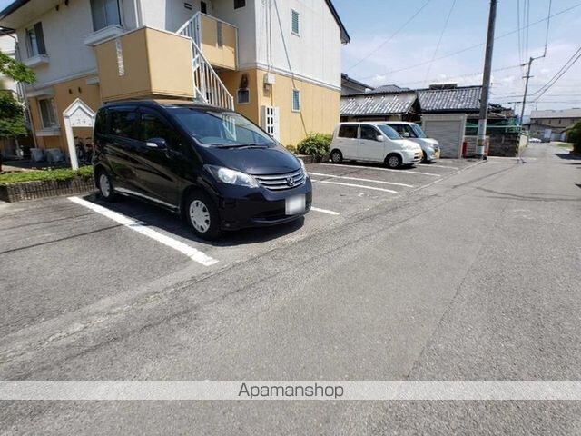 ベルメゾンおち　Ａ棟[3DK/54.08m2]の駐車場
