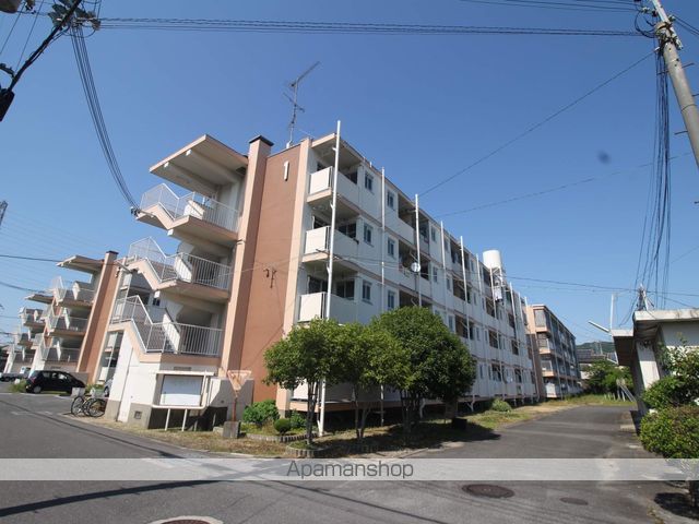 ビレッジハウス私部1号棟の外観写真