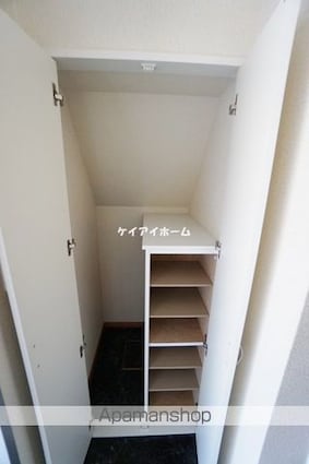 レオパレスＦＵＺＩＭＯＮ　Ａ[1K/22.18m2]の玄関